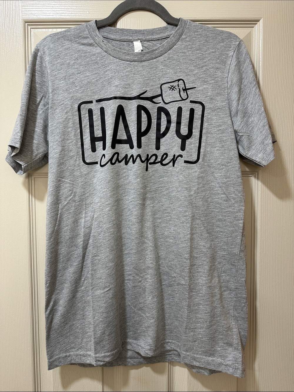 Happy Camper Short Sleeve Graphic Tee - Gray